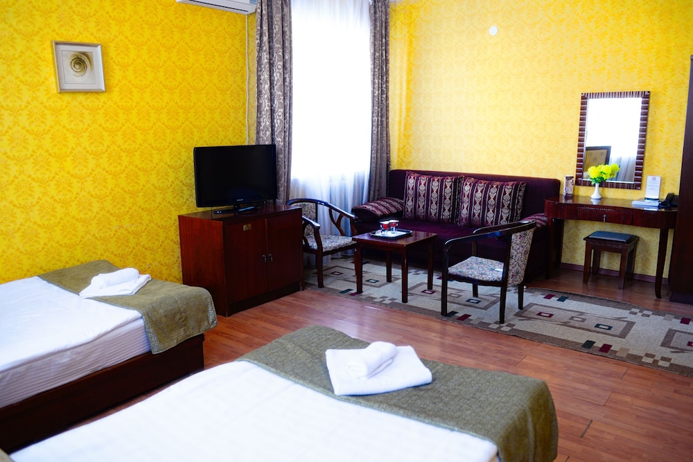 Standard Twin Room photo 2