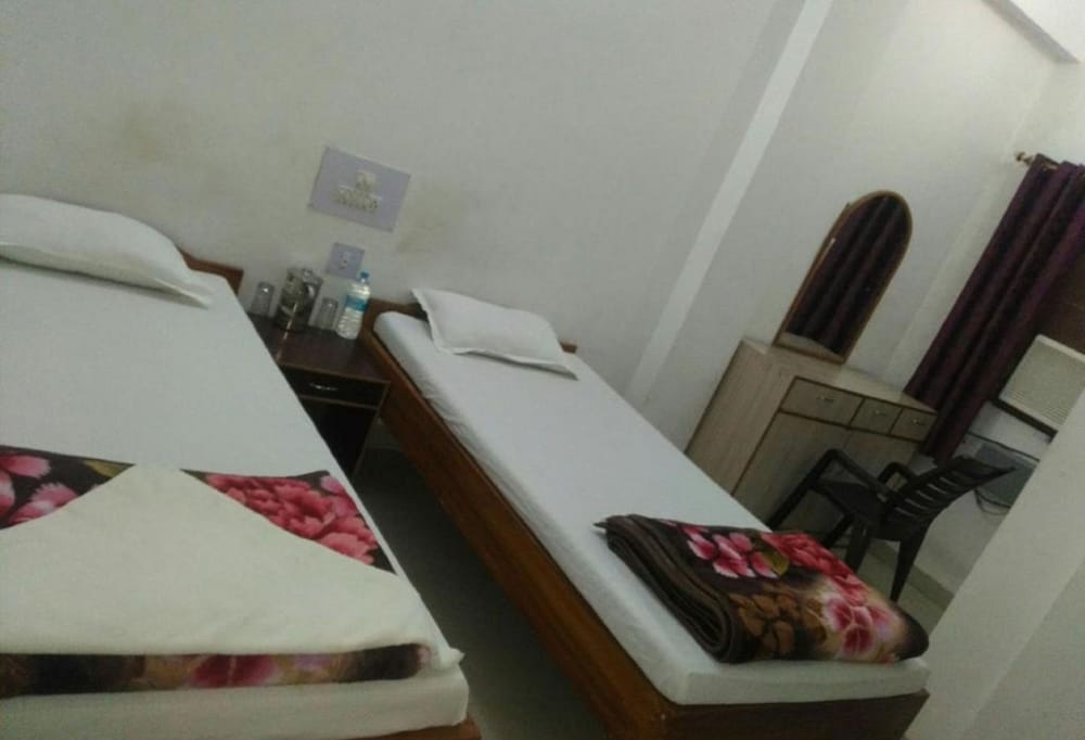 Deluxe Double Room, City View photo 3