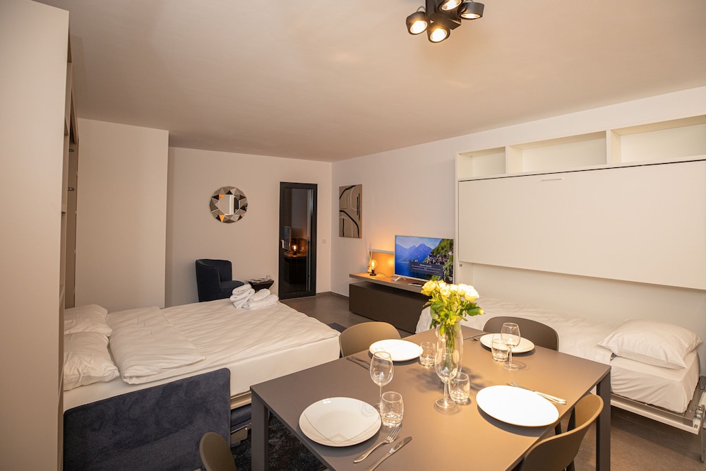 Standard Studio (Res.3544  Apt Standard 202) photo 3