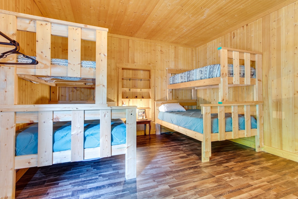 House (2 Bedrooms) photo 1
