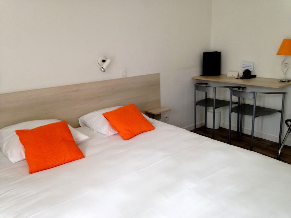 Comfort Double Room, Balcony - Photo 6