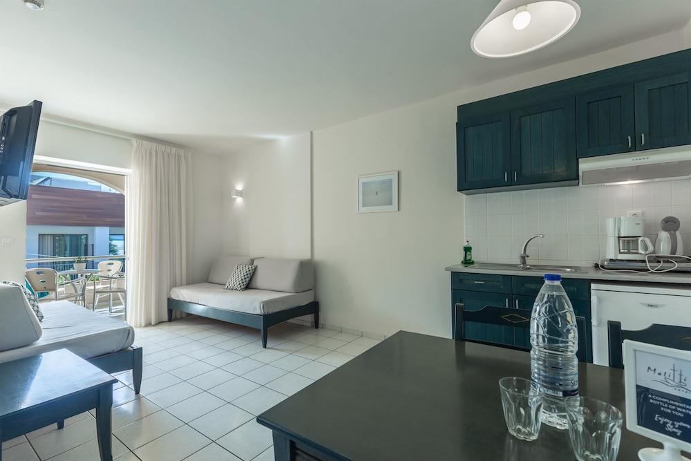 Superior Apartment, 1 Bedroom, Balcony - Photo 4