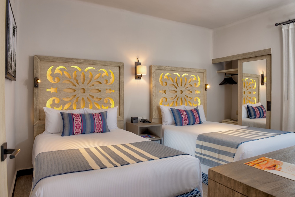 Luxury Suite Ocean View - Photo 5