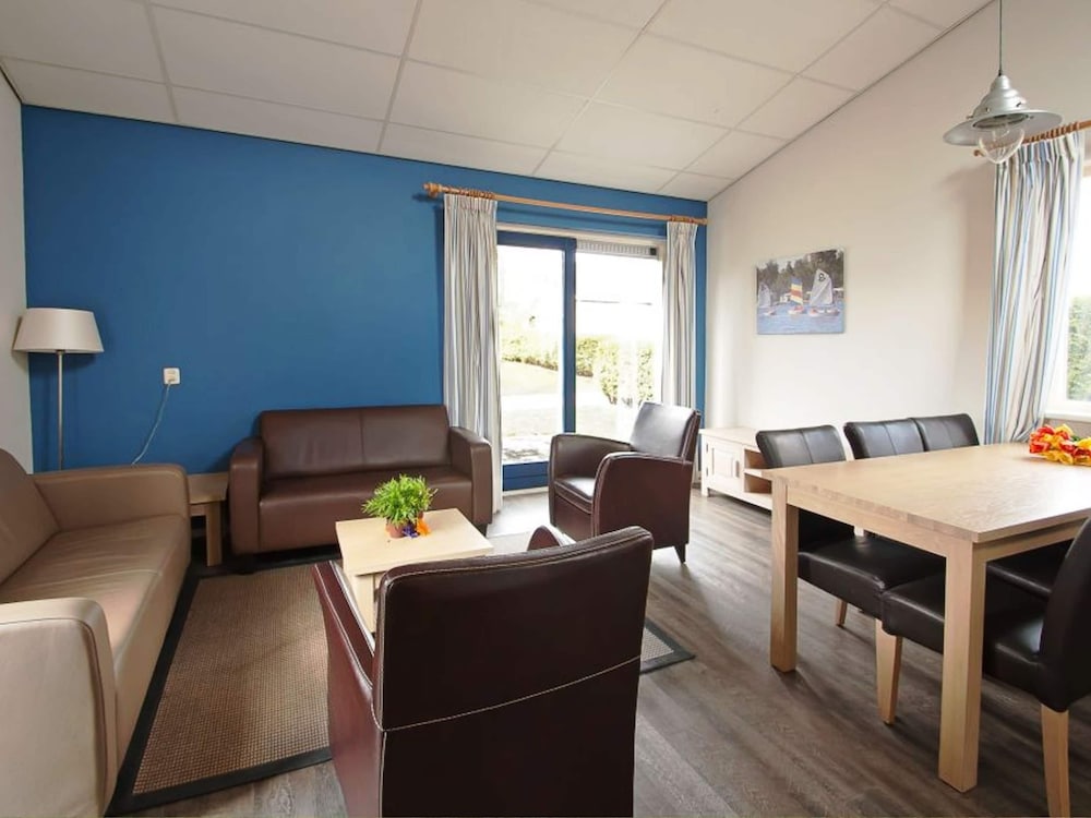 Classic Bungalow, 3 Bedrooms photo 2