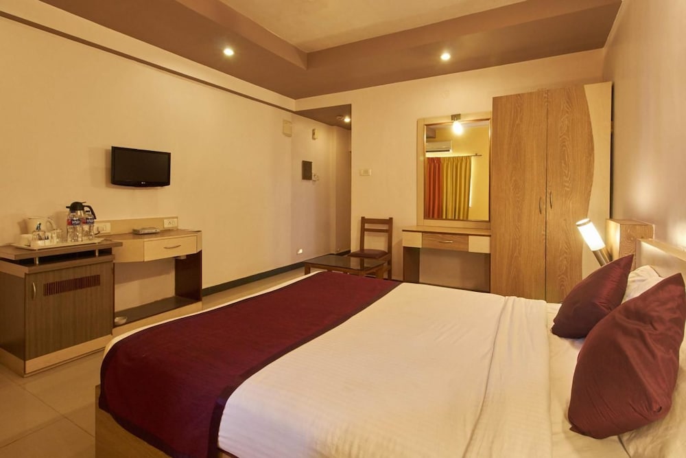 Deluxe Room - Photo 2