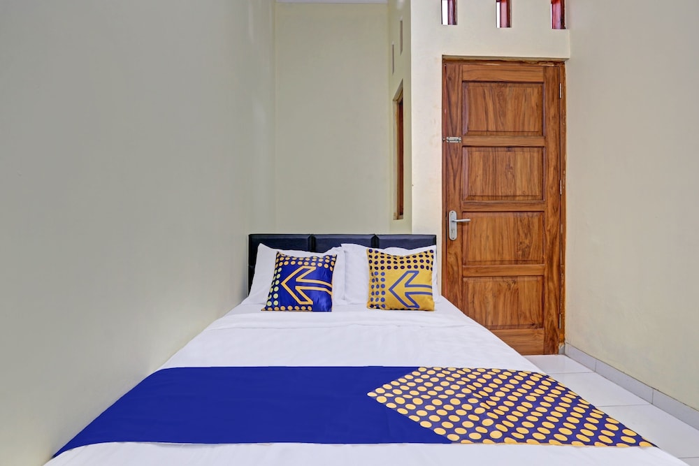 Basic Double Room photo 1