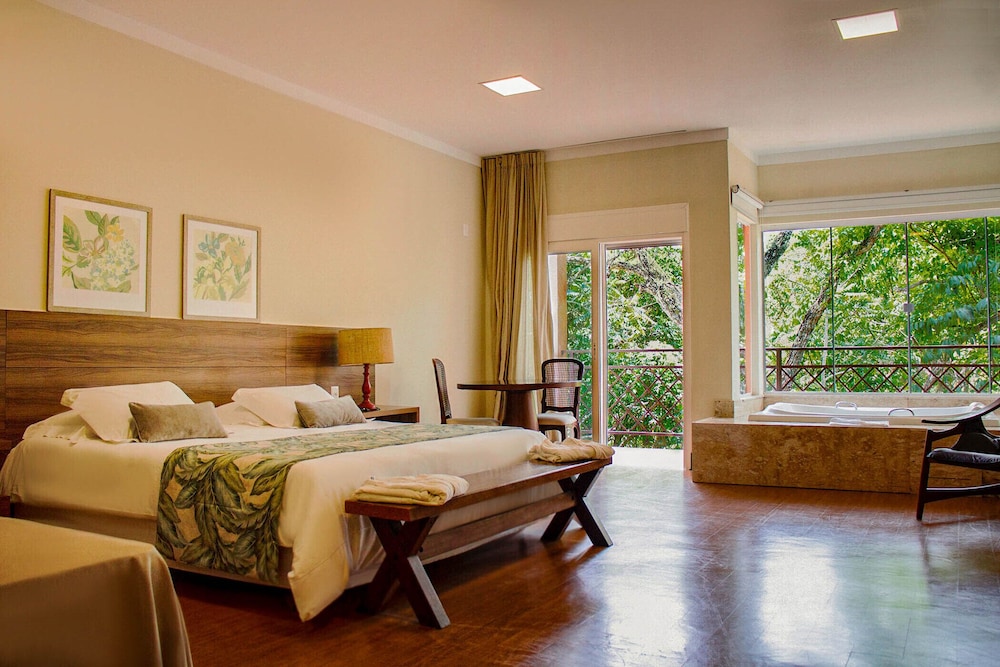 Premium Double Room, 3 Bedrooms, Park View photo 1