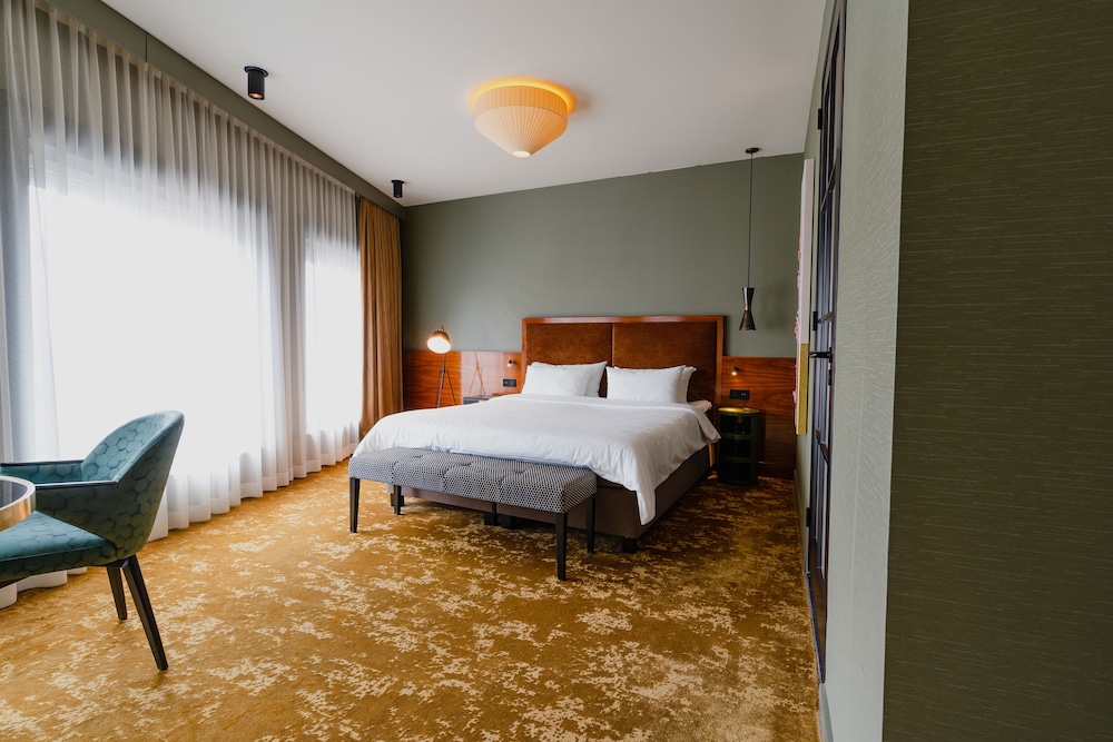 Grand Double Room
