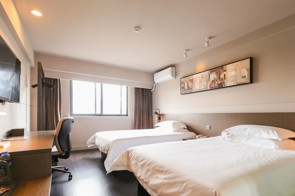 Comfort Twin Room