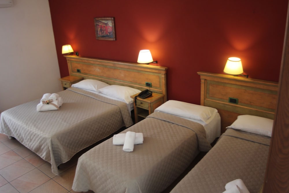 Quadruple Room photo 1