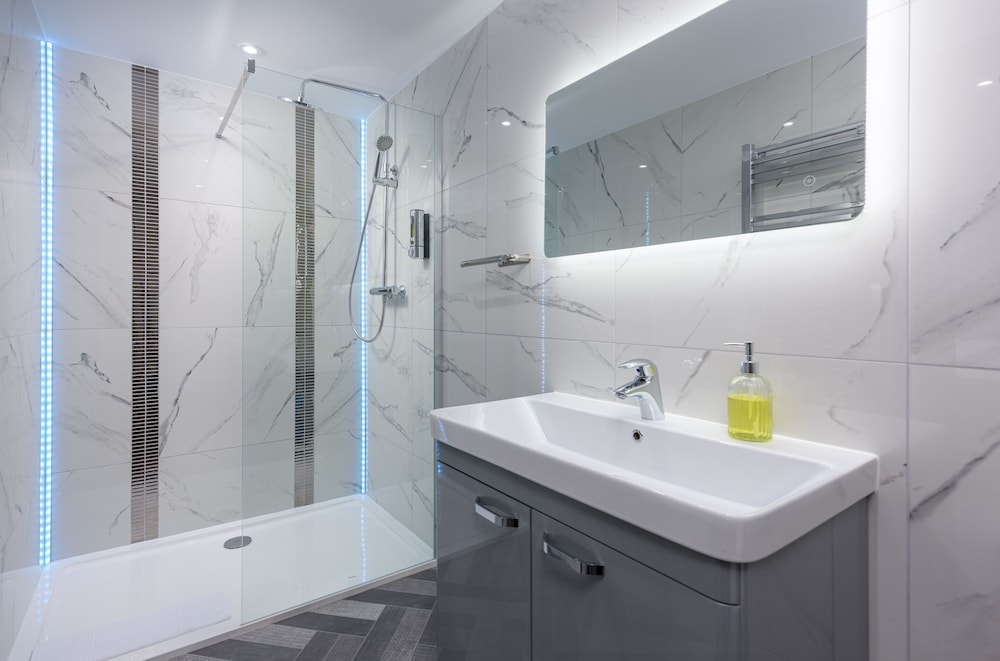 Studio, Ensuite, City View (Room 15 Deluxe Double) - Photo 2