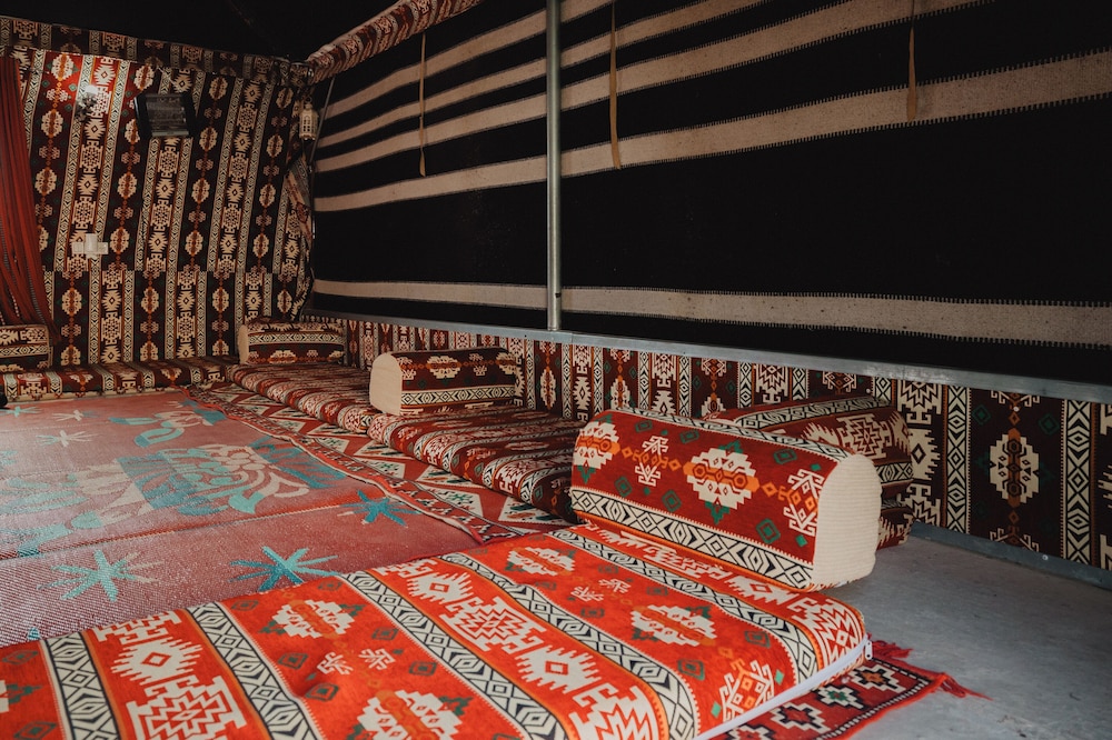 Traditional Tent - Photo 13