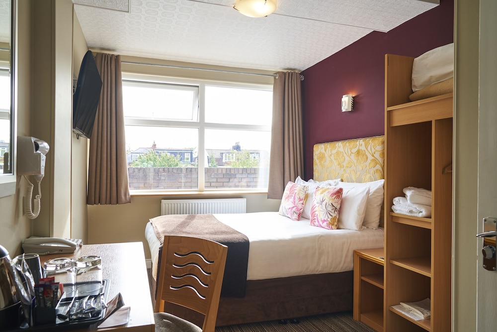 Standard Room, 1 Double Bed photo 3