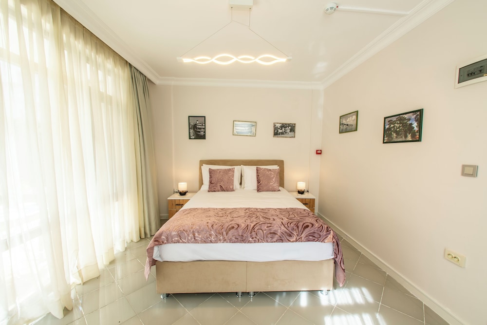 Classic Double Room photo 2