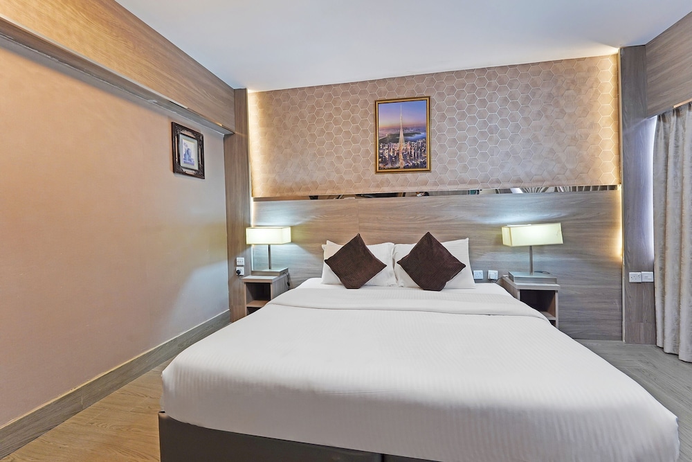Deluxe Double Room, 1 King Bed, City View photo 2