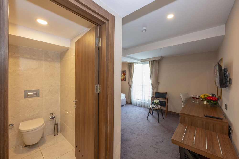 Standard Twin Room photo 2