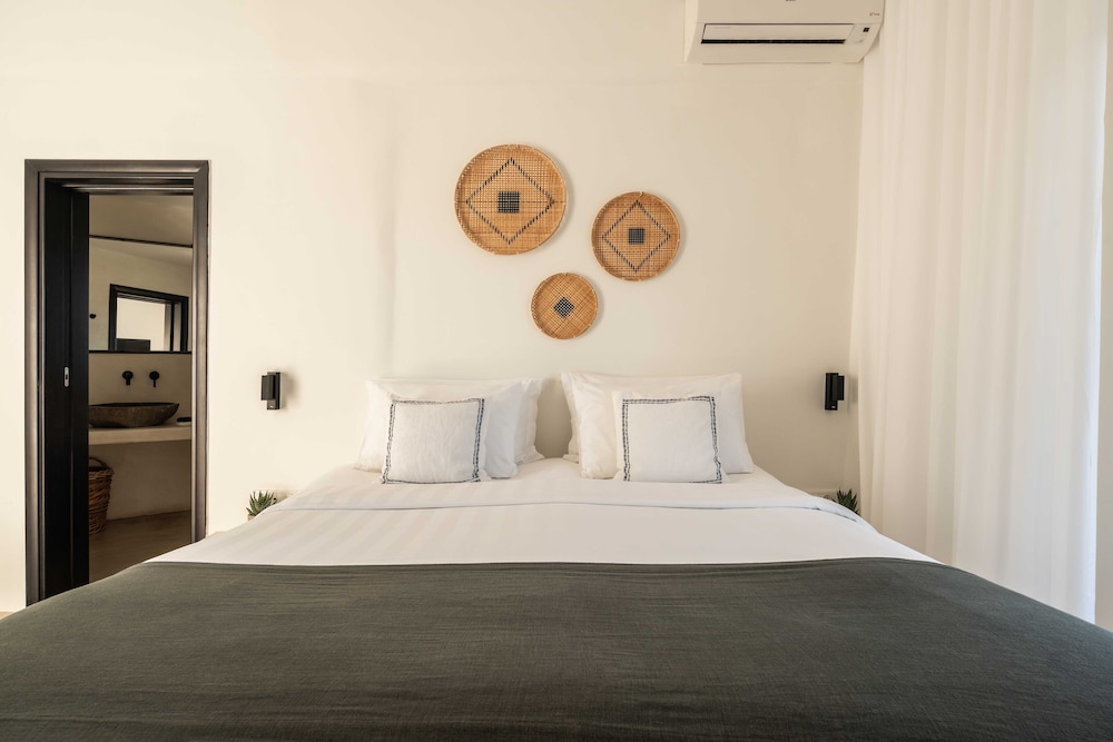Superior Room Caldera View - Photo 4