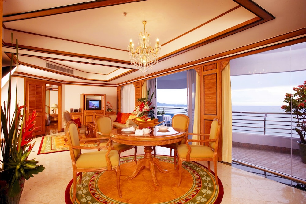 Two Bedrooms Regency Suite