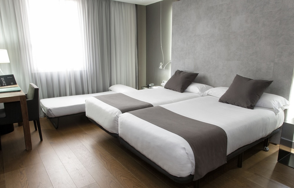 Triple Room - Photo 1