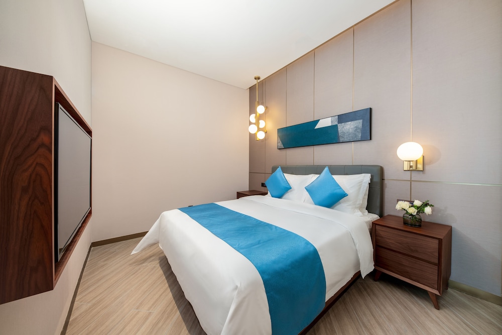 Two-Bedroom View Suite photo 1