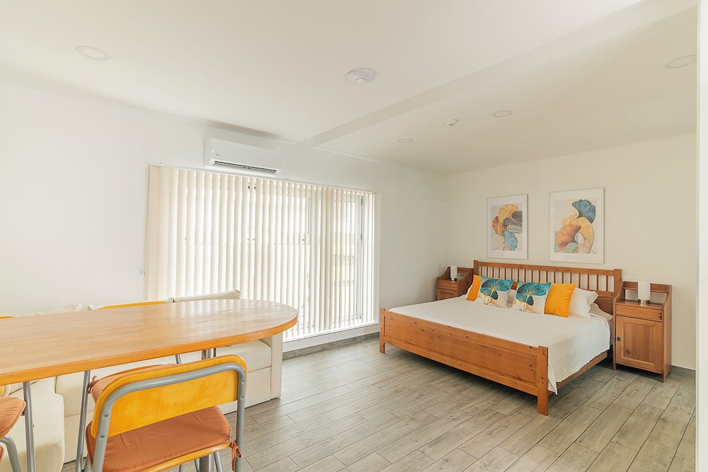 Superior Apartment, City View