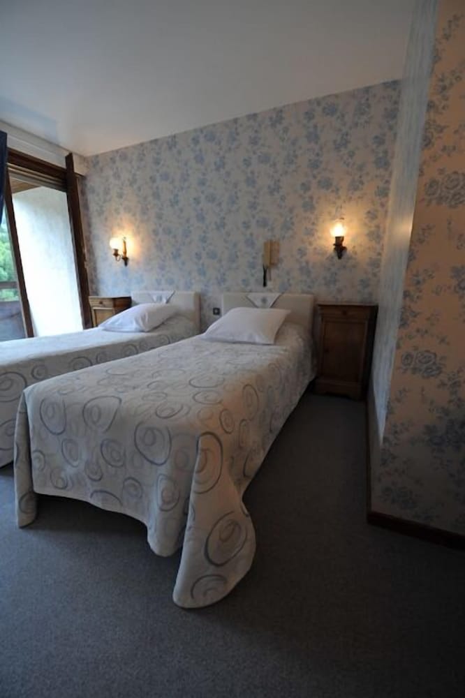 Standard Twin Room photo 2