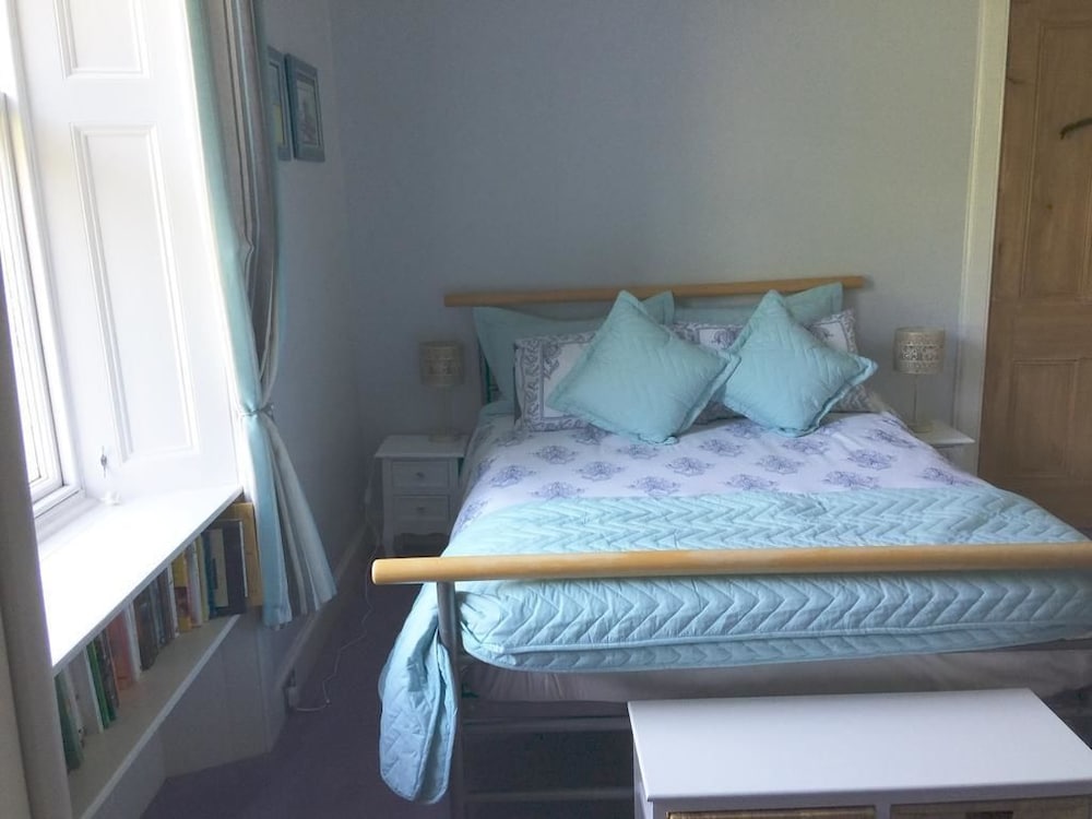 Double Room (External Bathroom) photo 2