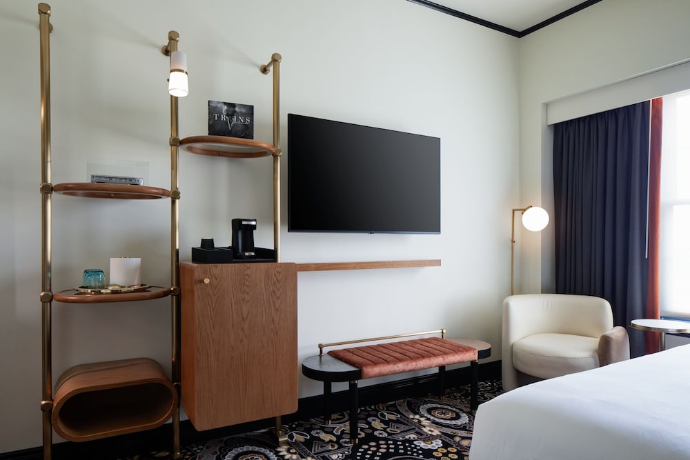 Room, 1 Queen Bed - Photo 4
