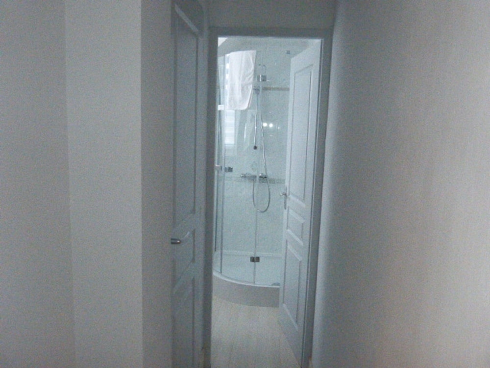 Superior Double Room, Ensuite, Park View (King-size) photo 3