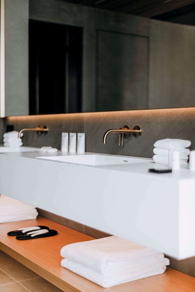 Suite (Nobu) - Photo 9