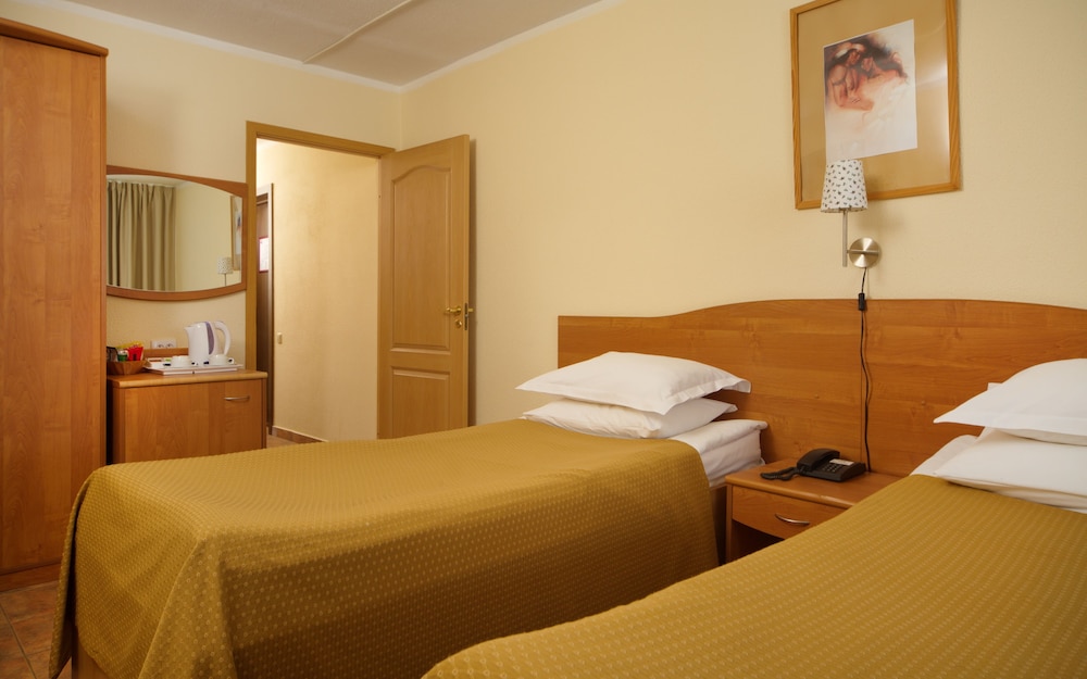 Superior Triple Room photo 1