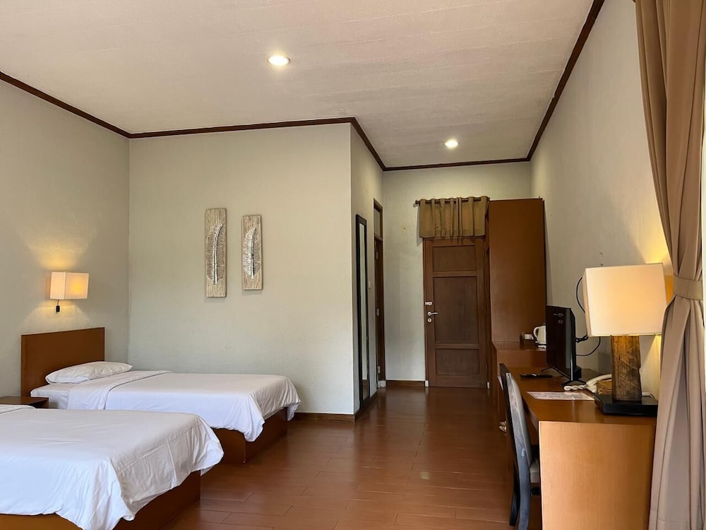 Deluxe Twin Room, Garden View photo 1