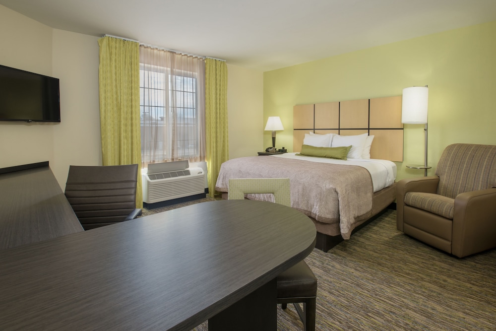 Studio Suite, 1 Queen Bed, Accessible (Communication Accessible) photo 1