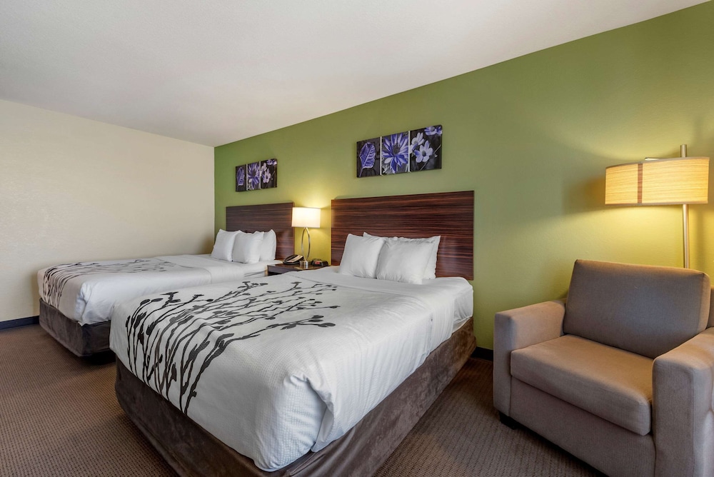 Room, 2 Queen Beds, Accessible, Non Smoking - Photo 4