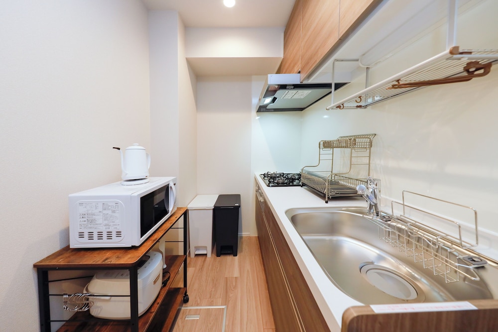 101/Accommodates three-person, Non Smoking photo 2