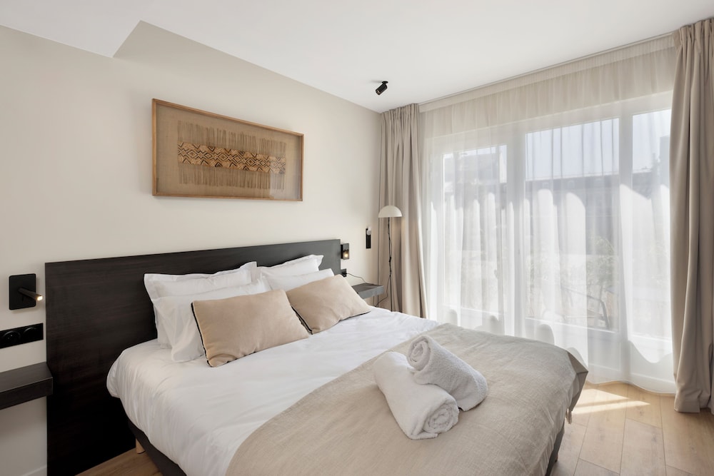 Panoramic Double Room, Garden View