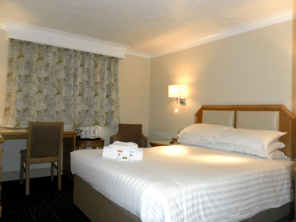 Standard Room, 1 Double Bed, Non Smoking - Photo 3