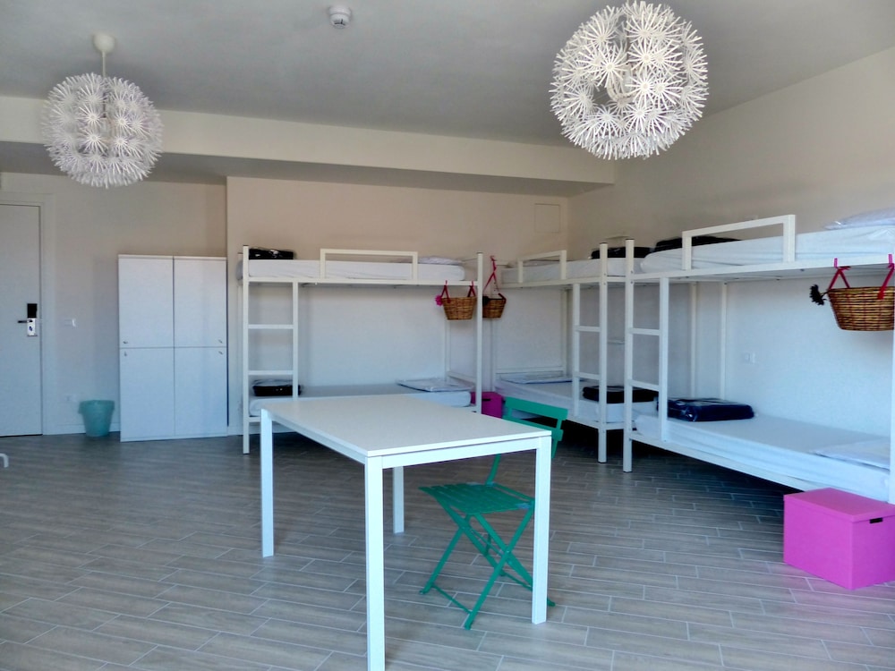 Shared Dormitory Women Only, 1 Single Bed