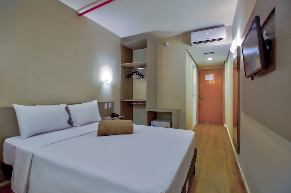 Standard Double Room - Photo 5