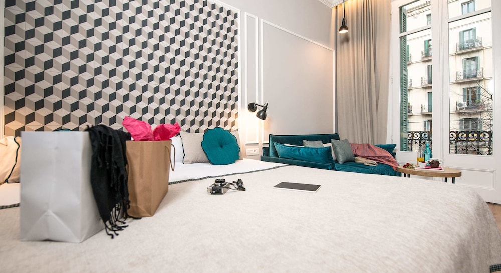 Suite, Balcony, City View photo 3