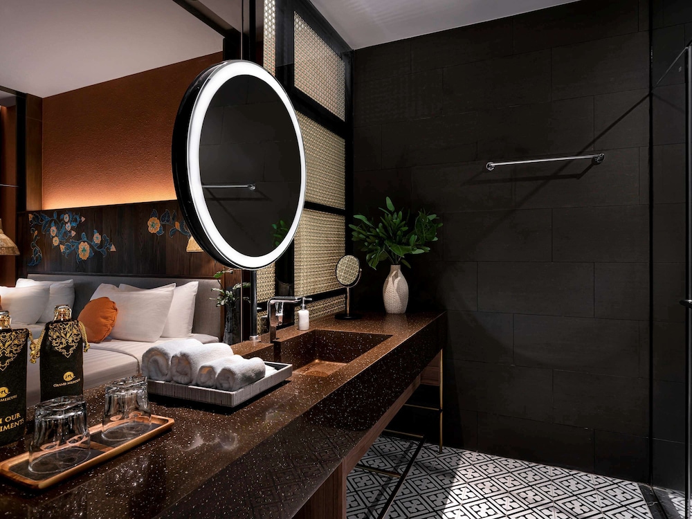 Superior Room, 1 King Bed