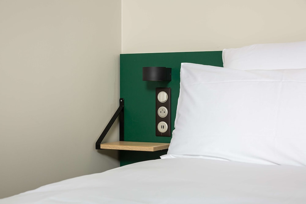 Suite, 1 Queen Bed, Non Smoking (View)