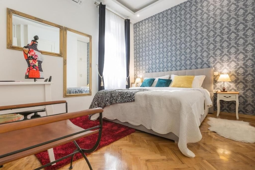 City Room