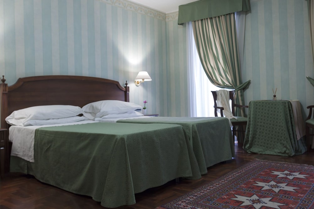 Business Triple Room photo 1