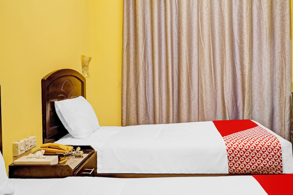 Standard Twin Room photo 2