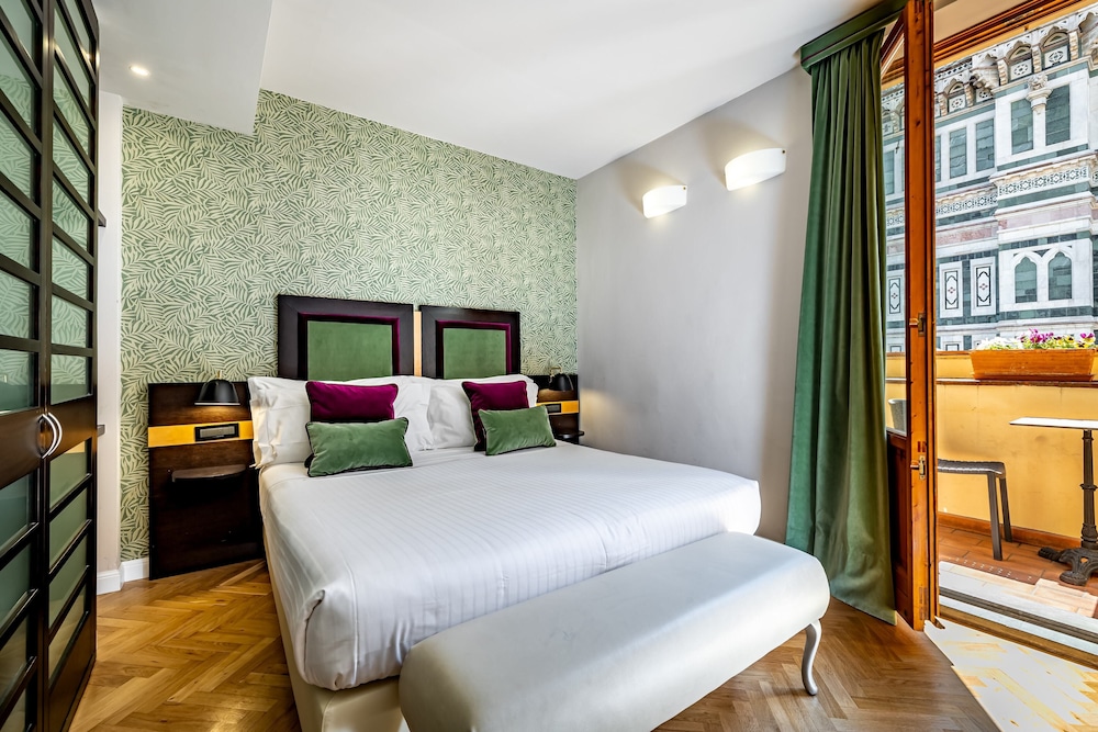 Double Room, Balcony (Duomo View - 31) photo 2