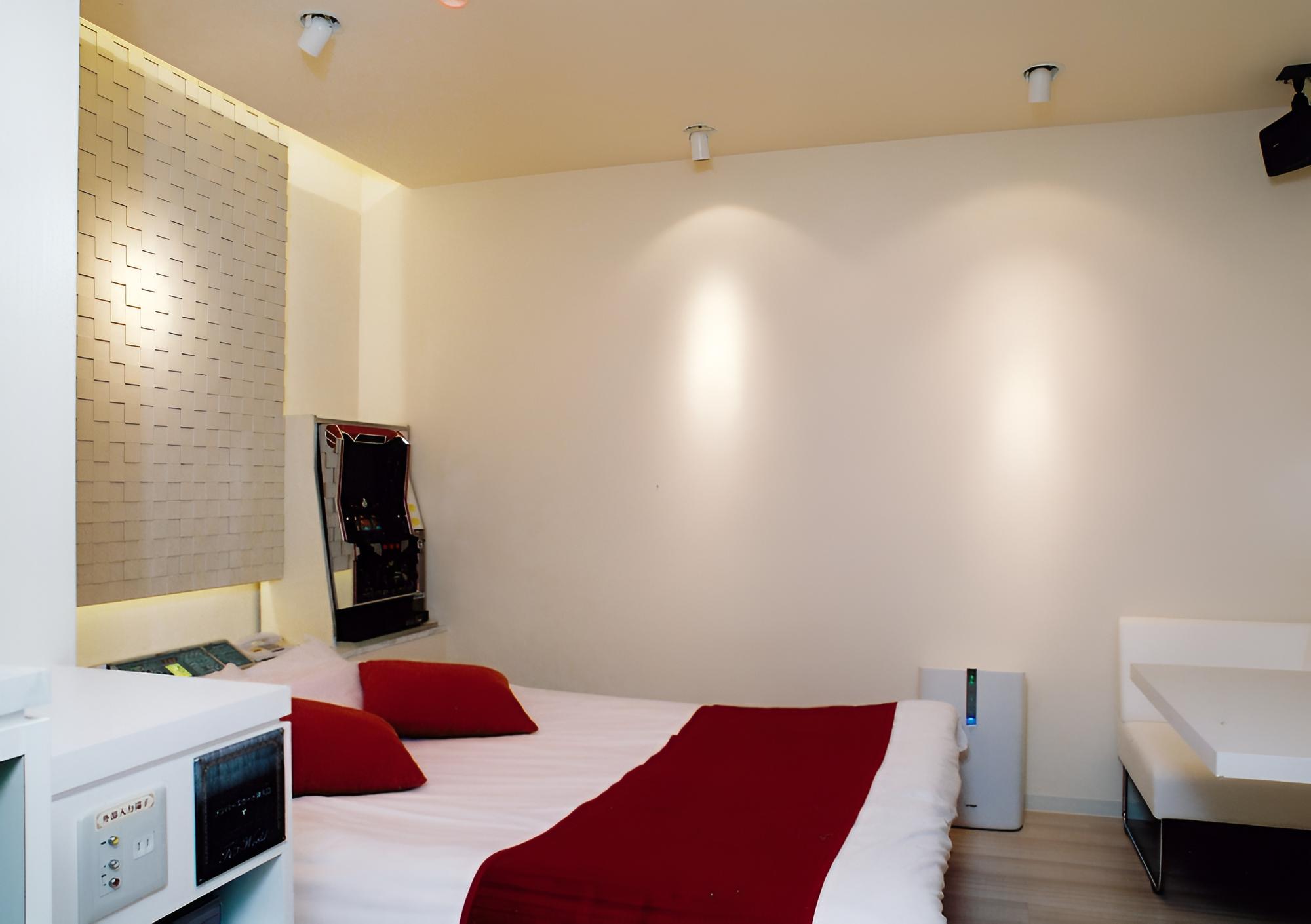 Basic Double Room (Standard) - Photo 8