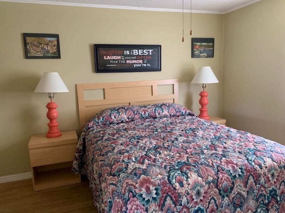 Queen Bed Cabin