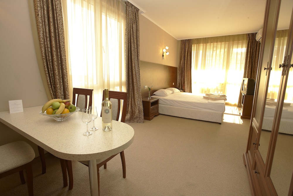 Suite, Sea View - Photo 4