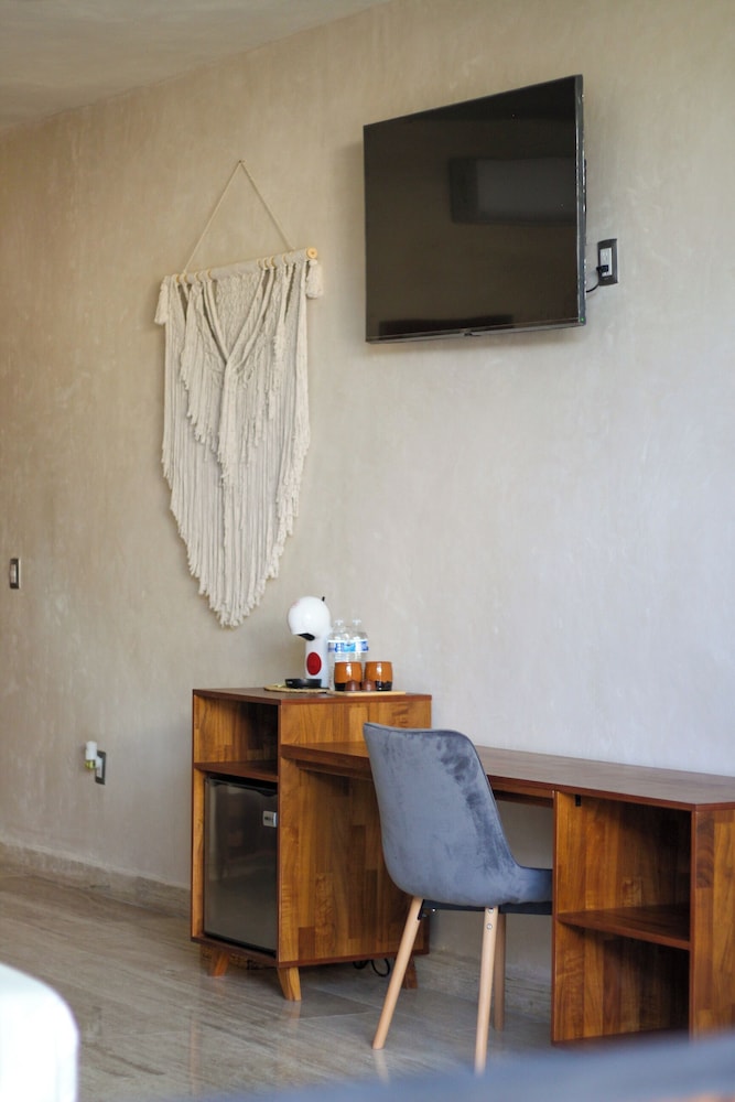 Junior Double or Twin Room photo 2